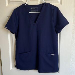 Figs Navy Small 3-pocket Casma top barely used